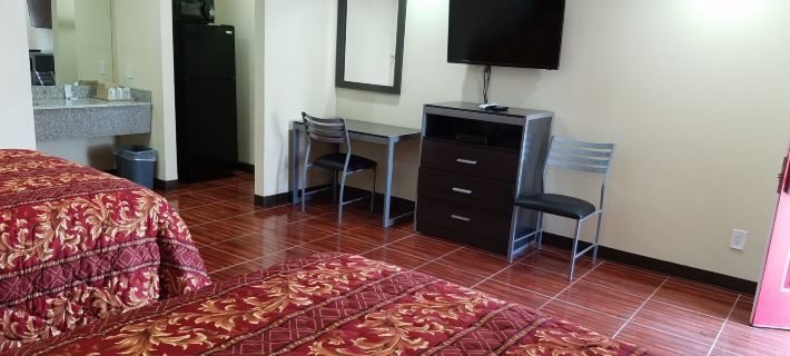 Luxury Inn & RV Park Hotels in Karnes County