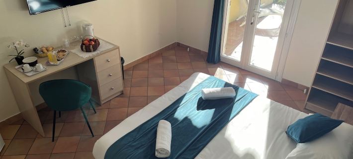 Le Gîte du Festival Sud Aqua - Avignon TGV Hoteles en Aviñón