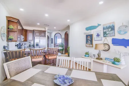 Casa Blanca Golf Villas