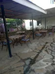 Kogelo Village Resort - parking