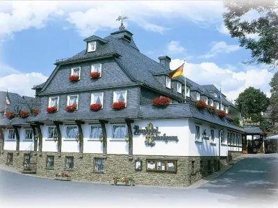 Romantik Berghotel Astenkrone Hotels near Brembergkopf II