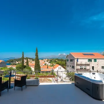 Apartments Rilovic, City and Sea View Apartments