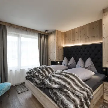 Presulis Hideaway Apartments & Restaurant