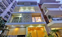 Treebo Sai Village Gold Souk - Sec 43 Hotels near Devi Art Foundation