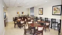 Best Western Airport Inn  Suites Cleveland - Parking