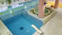 Kusatsu Now Resort Hotel - Pools