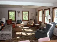 Water Front Cape Style Cottage Hotels in Oxford