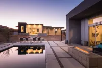 Custom Pool, Spa and Separate Casita - Stunning Desert Oasis