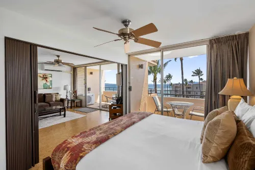 Island Sands 500, Breathtaking Ocean Views, Spacious Lanais, Renovated, Split AC