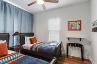 Newly Renovated |Private Home in the Heart of Downtown Lake Geneva |Dog Friendly |Secluded Back Deck Hotels in Lyons
