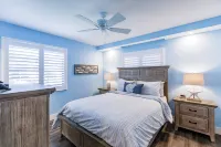 Stunning Water Views and Spacious Lanai - Elegant Island Haven