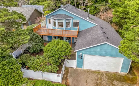 Waldport Serenity Отели в г. Уолдпорт