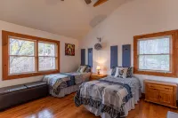 New River Retreat - Pet friendly