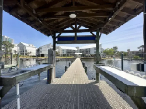 Bring your boat! Cotton Bayou 6A. Sleeps 6