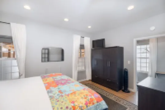 Quaint Downtown Charmer in Heart of Meeker, CO