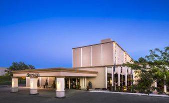Wyndham Omaha/West Dodge