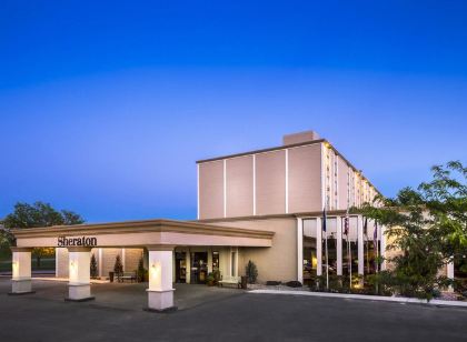 Wyndham Omaha/West Dodge