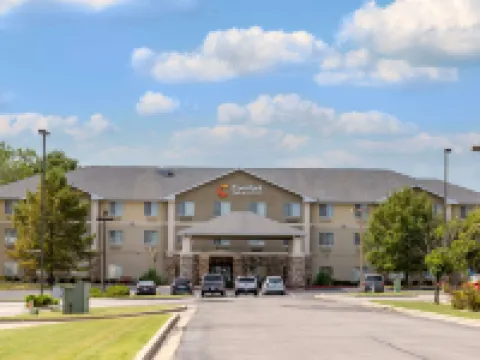 Comfort Inn & Suites Hotels in Pittsburg