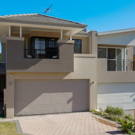 Cozy 3-Bed Townhouse in Palmyra - Perfect for Families
