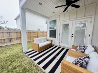 Beach Oasis and Game Room - Stunning Modern Retreat
