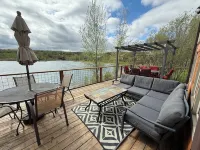 Lakeside Cabin Retreat Relax at Private Lake House!