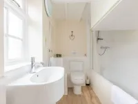 Beautiful, Romantic  Cottage in Rural Setting with Country Club Membership. Hotels in Saltash