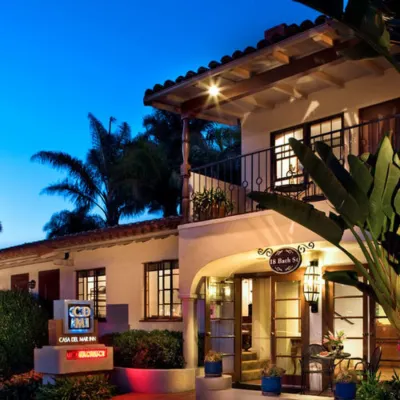Casa Del Mar Inn Hotels near State Street