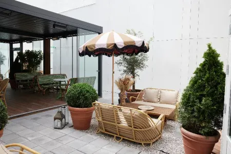 NH Copenhagen Grand Joanne Отели рядом с достопримечательностью «Кастеллет»