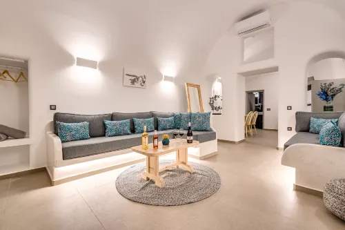 Tiara Suites Hotels in Fira