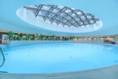 Margi Velvet Apartament 13TH Floor LED Ceiling Bath Pool