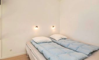 6 Person Holiday Home in Hals by Traum