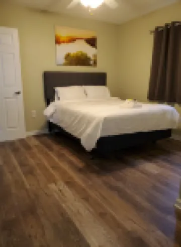Lazy Dayz Resort