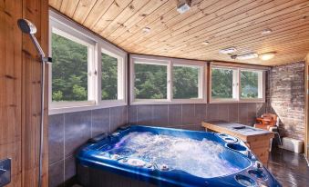 Gapyeong Pogny Kids Poolvilla