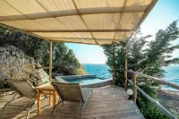 Mandalina Suites - Bathtub