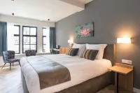 Hof Van Holland Hotel