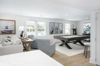 Thomas Sea Suites at Harbourtown
