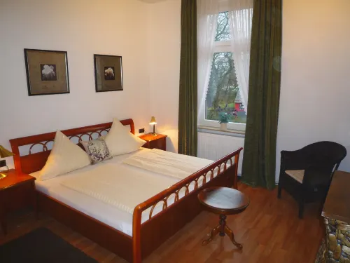Hotel-Alt-Lennep - Parkplatz