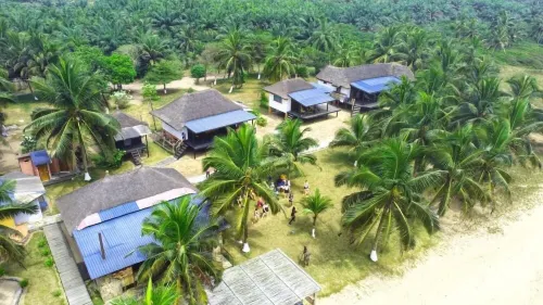 Fantas Folly Beach Lodge Hotels in Ahanta West