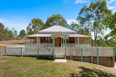 Barney Creek Vineyard Cottages Hotels in der Nähe von Scenic Rim Hampers