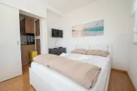 Anabella Apartment - Jacuzzi & Infra Sauna - شرفة