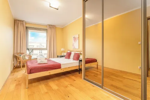 Margi Brandy - Gaja Apartament - Airport Shuttle