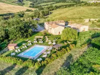 Agriturismo Podere San Giorgio Hotels in Radicofani
