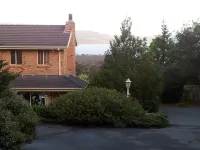 Waterview Gardens B&B Hotels in Cygnet