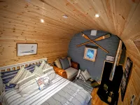 Emlyn's Coppice - Luxury Woodland Glamping Отели в г. 