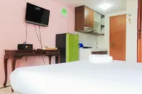 Homey and Cozy Living Studio at Margonda Residence 2 Apartment - 2-Sterne