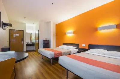 Motel 6 Irving, TX - Irving DFW Airport South Hotels near Trinity Rail Express - CentrePort/DFW Airport Station