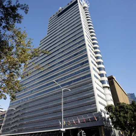 Hotel Sky Cape Town Отели рядом с достопримечательностью «Театр «Артскейп»»