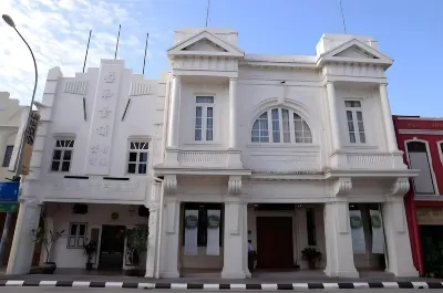 Sarang Paloh Heritage Stay