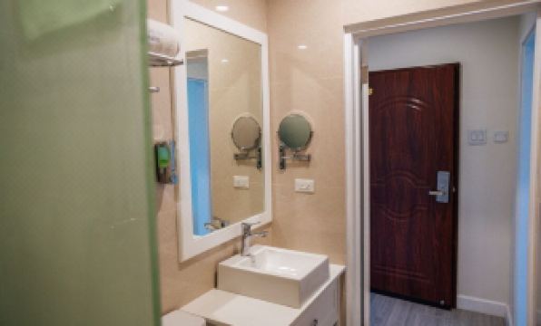 Maxwell Del Mar Hotel