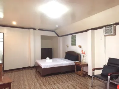 Summer Splash Resort Hotels near Halseyle Hill